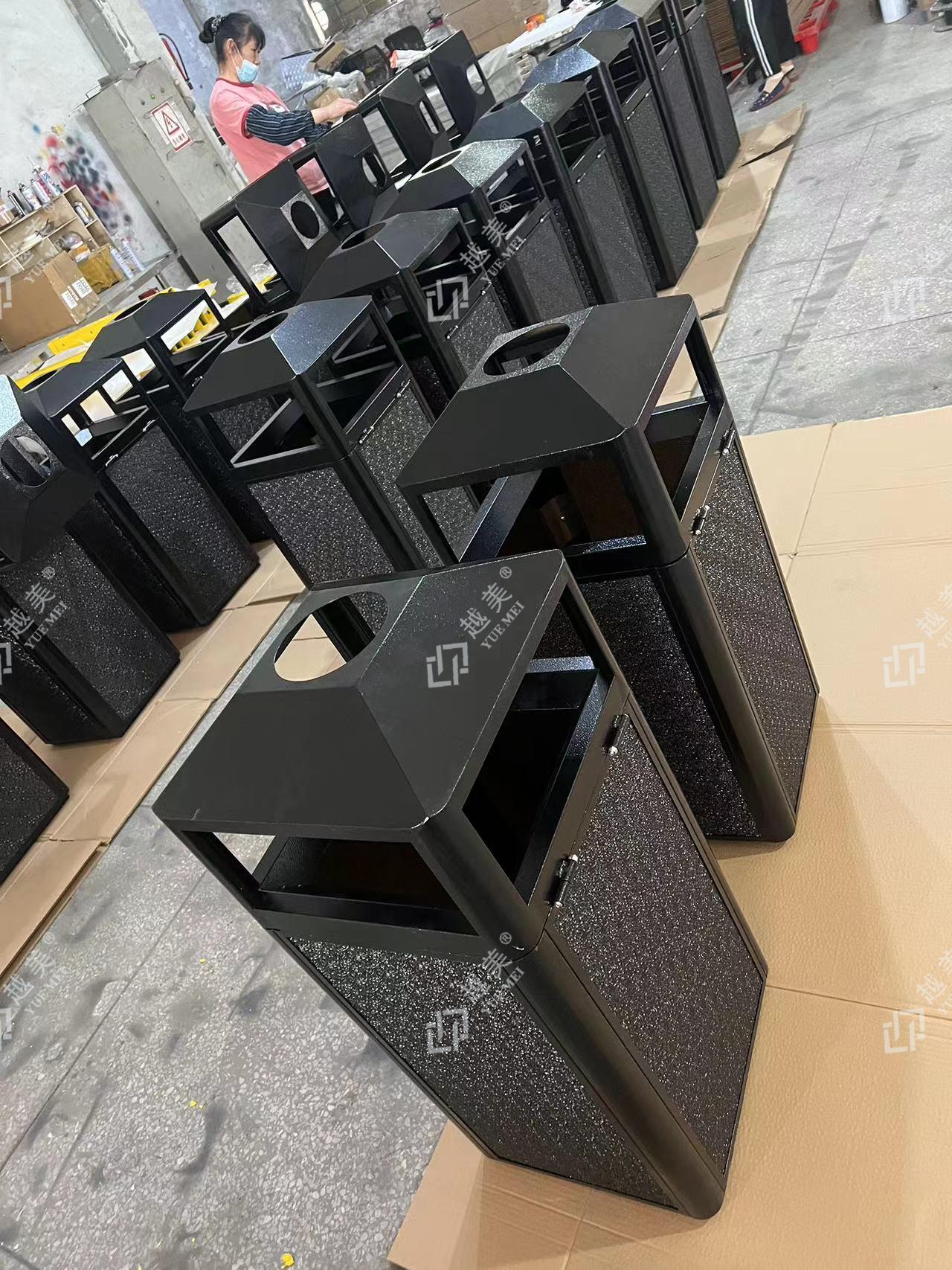 PC黑色大顆粒板1.jpg